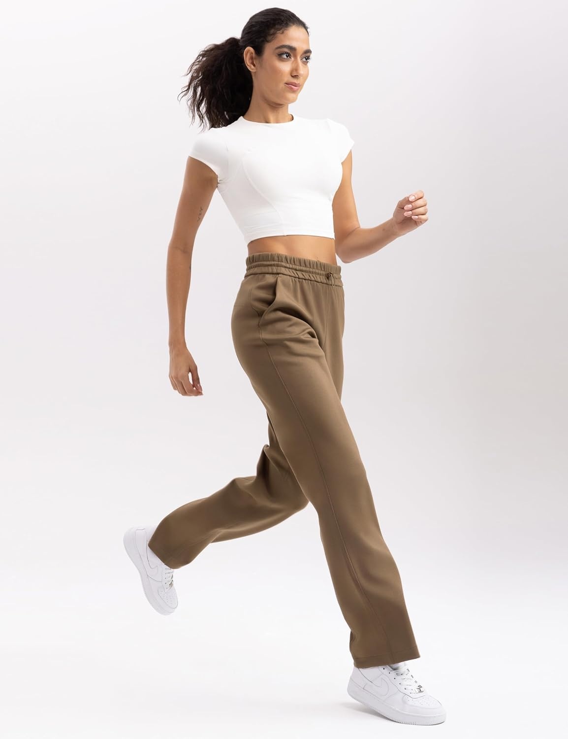 image:imageENERBLOOM Womens Sweatpants with Pockets Elastic High Waisted Joggers Casual Straight Leg Drawstring Athletic Pants 31Brown